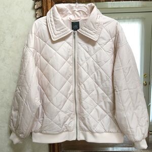 New Womens Wild Fable oversized woven quilted jacket.  Size M. Stucco (cream).